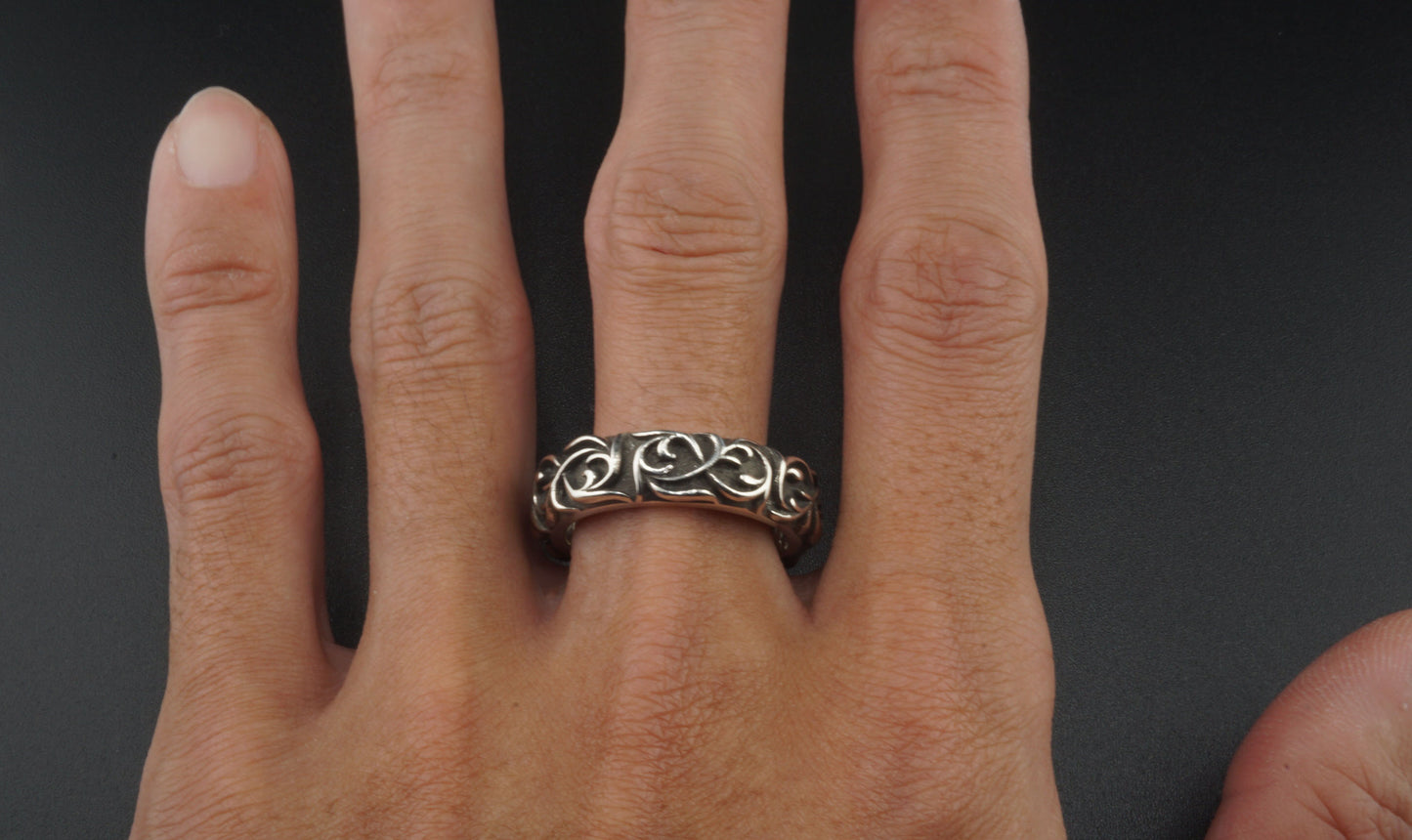 Eternal Vine Silver Ring