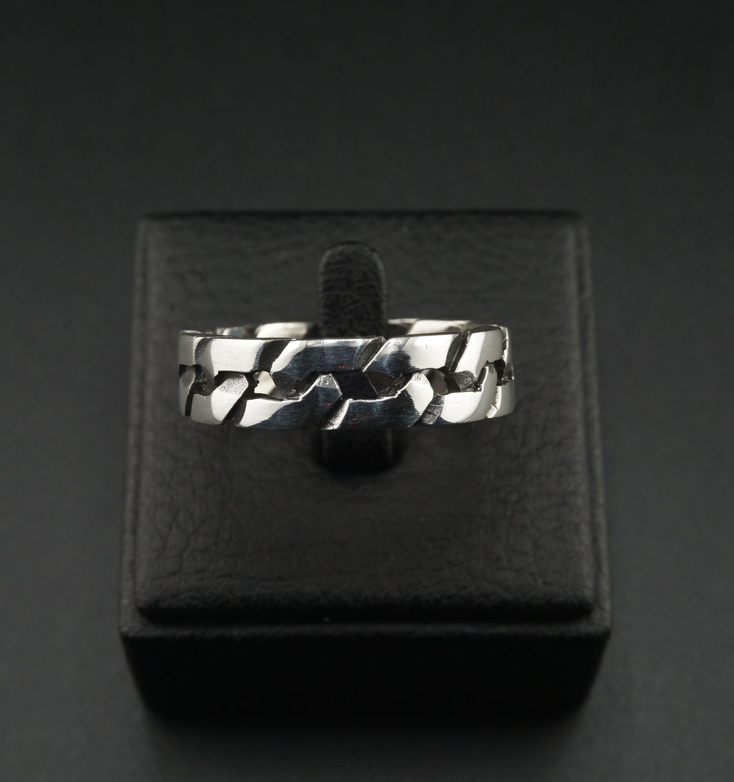 Geometric Chain Shaped Silver Ring