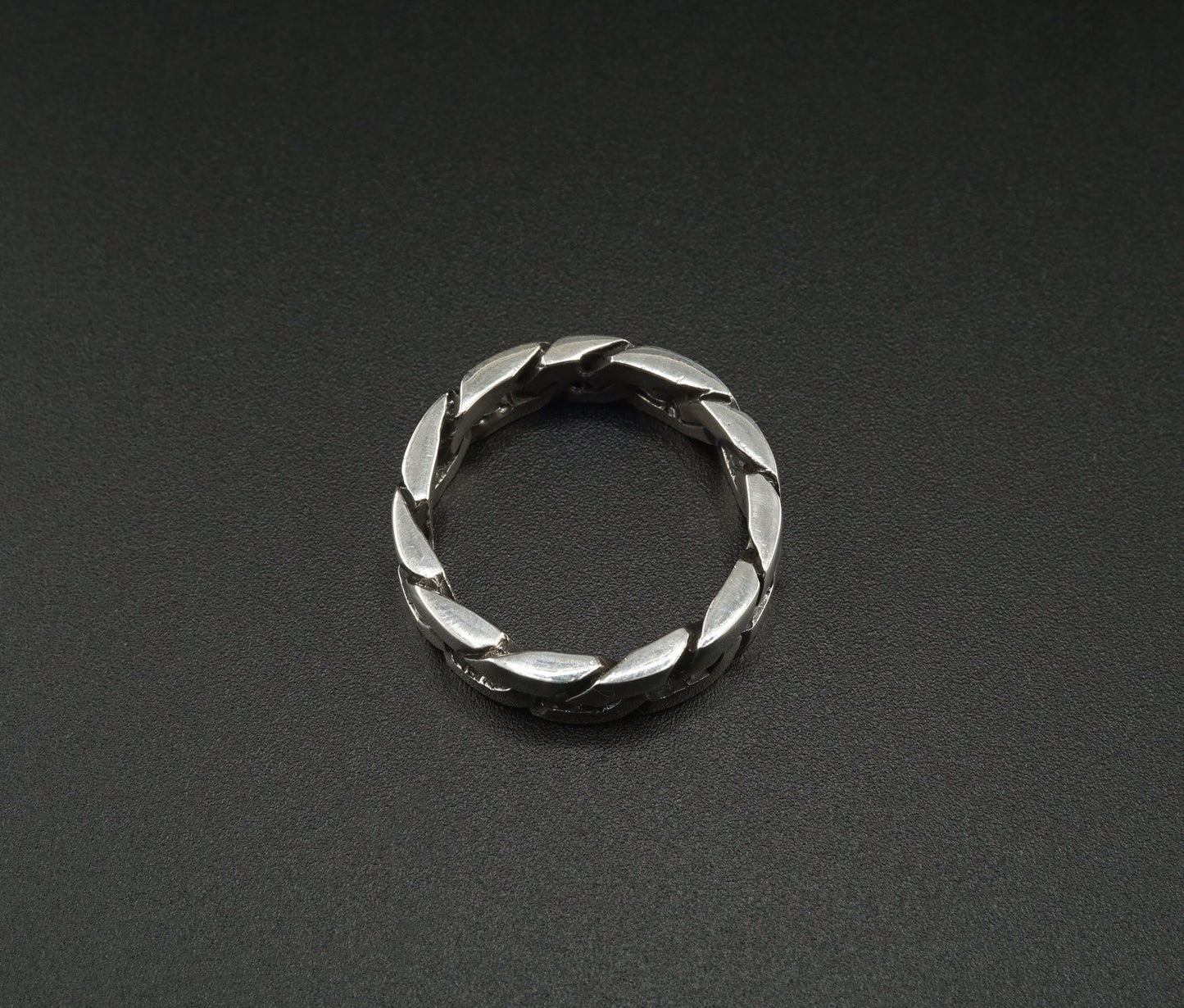 Geometric Chain Shaped Silver Ring