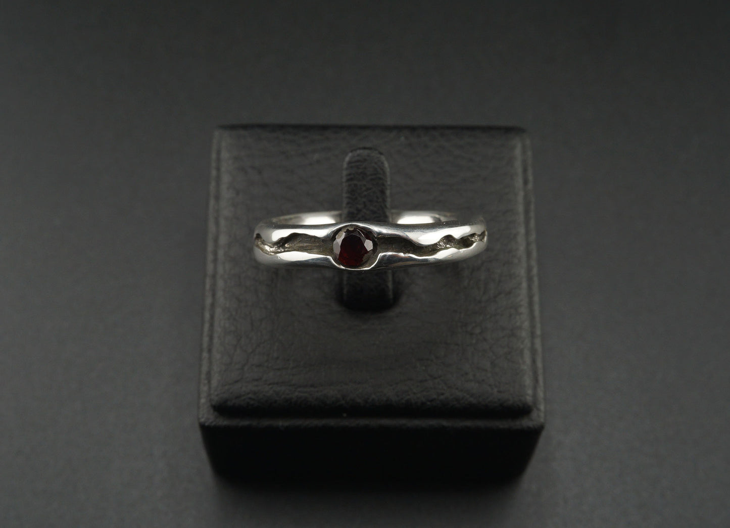 Garnet Gem Stone in Crevice Silver Ring