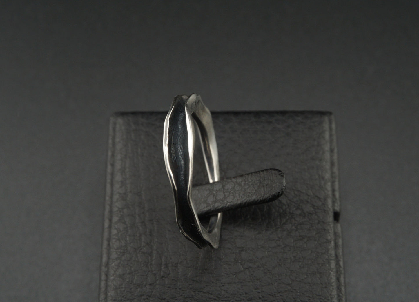 Geometric Hollow Silver Ring