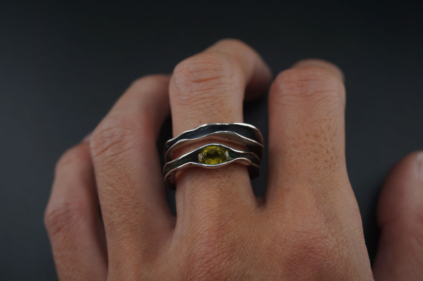 Peridot Gem Stone in Crevice Silver Ring