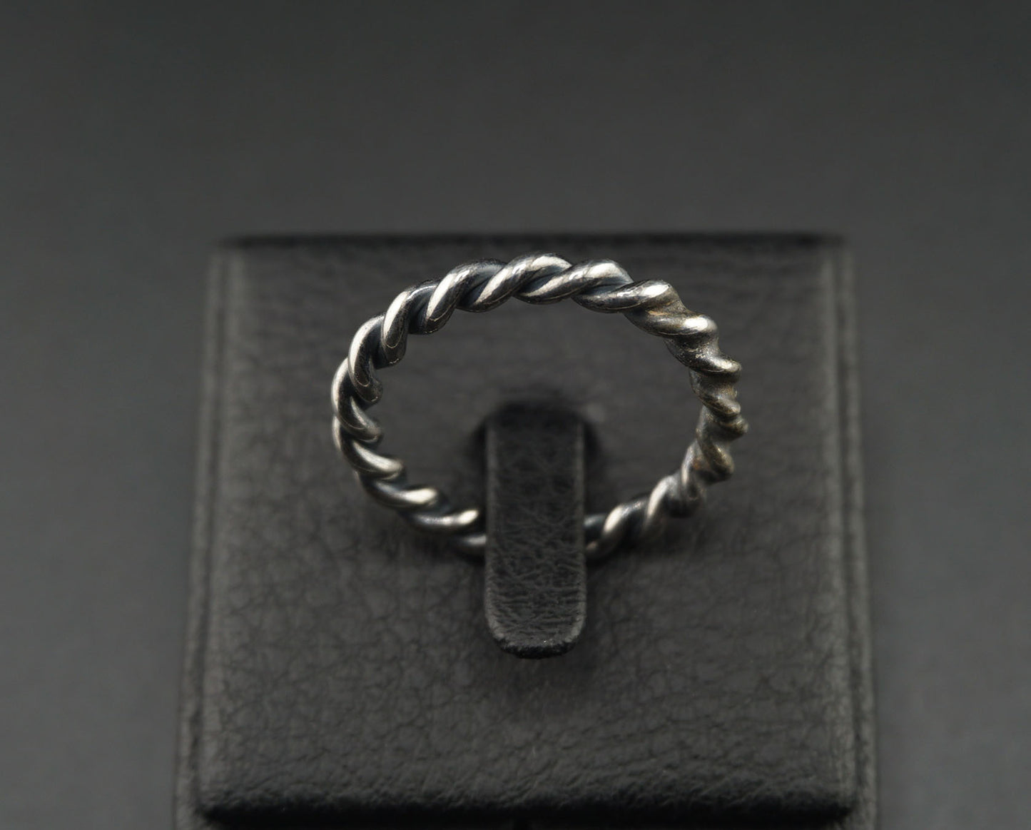 Twist Round Silver Ring