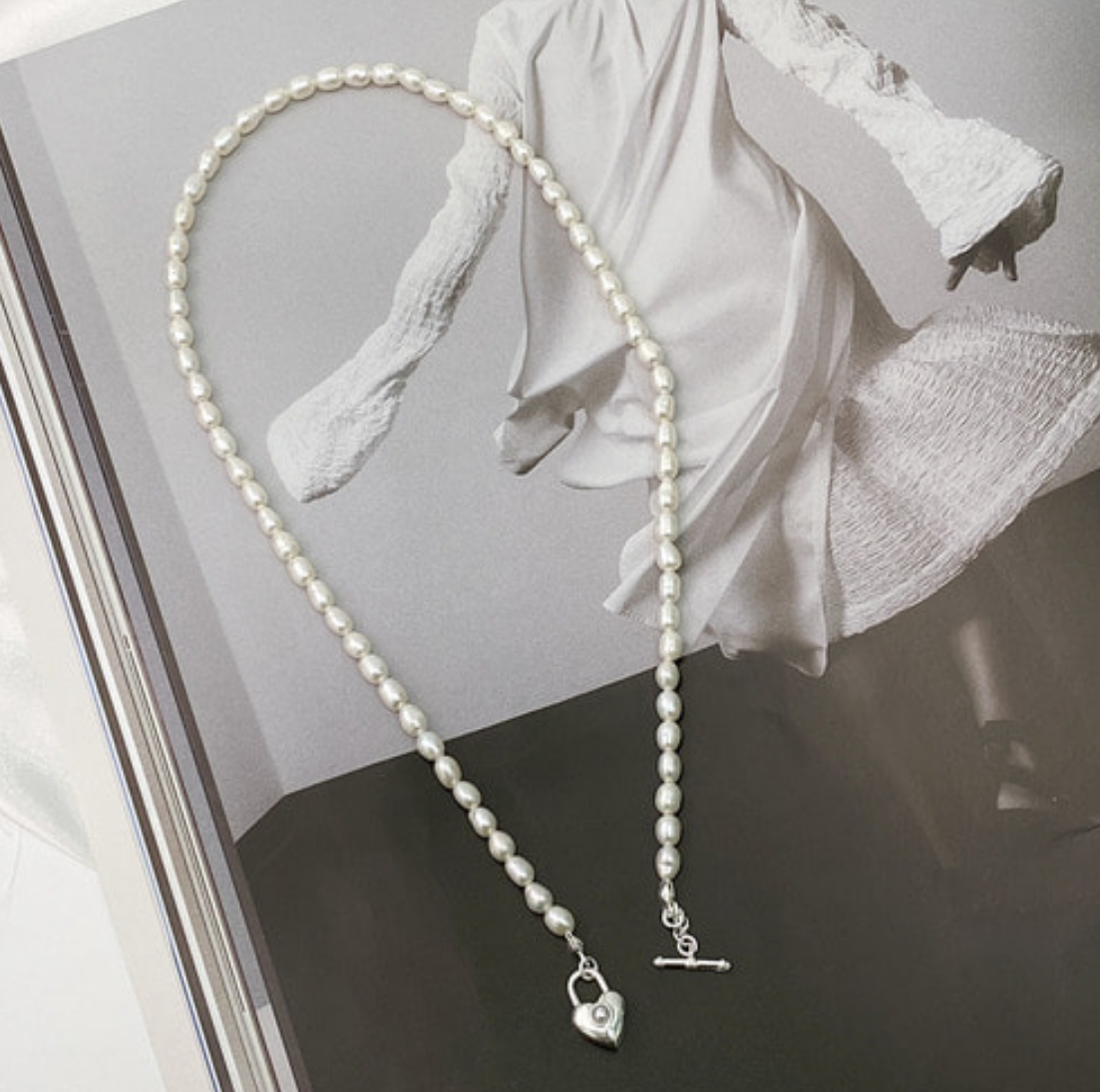 Toggle Chain Freshwater Pearl Necklace